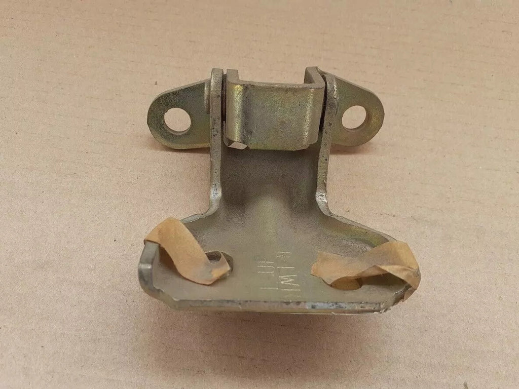 Door Hinge fits Opel Vauxhall Frontera A 91145379 Genuine 91145378 View Rear
