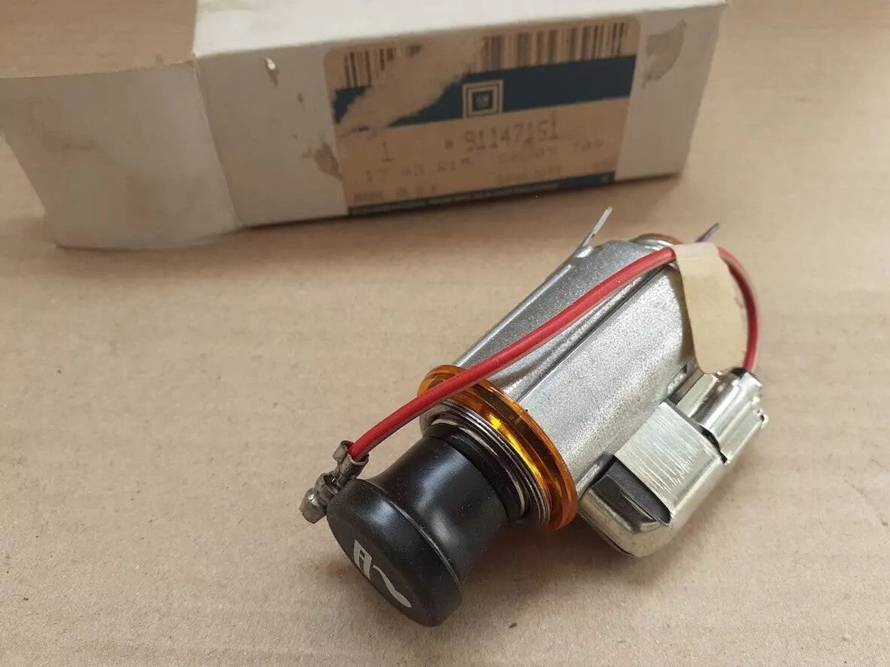 Cigarette Lighter Kit fits Opel Vauxhall Euromidi Frontera A Isuzu WFR 91147151 View Front