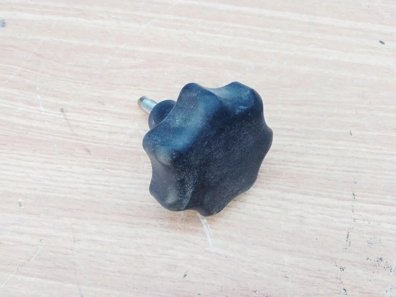 4x Tailgate Window Knob fits Opel Vauxhall Frontera A Isuzu MU Wizard Genuine 91147442 View Rear