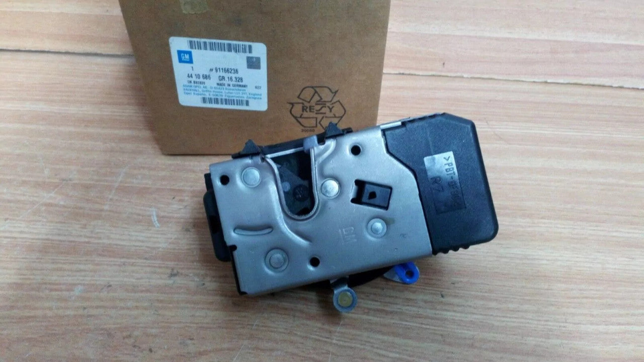 Door Lock Front Right RHD fits Opel Vauxhall Vivaro A 91166236 Genuine View Front