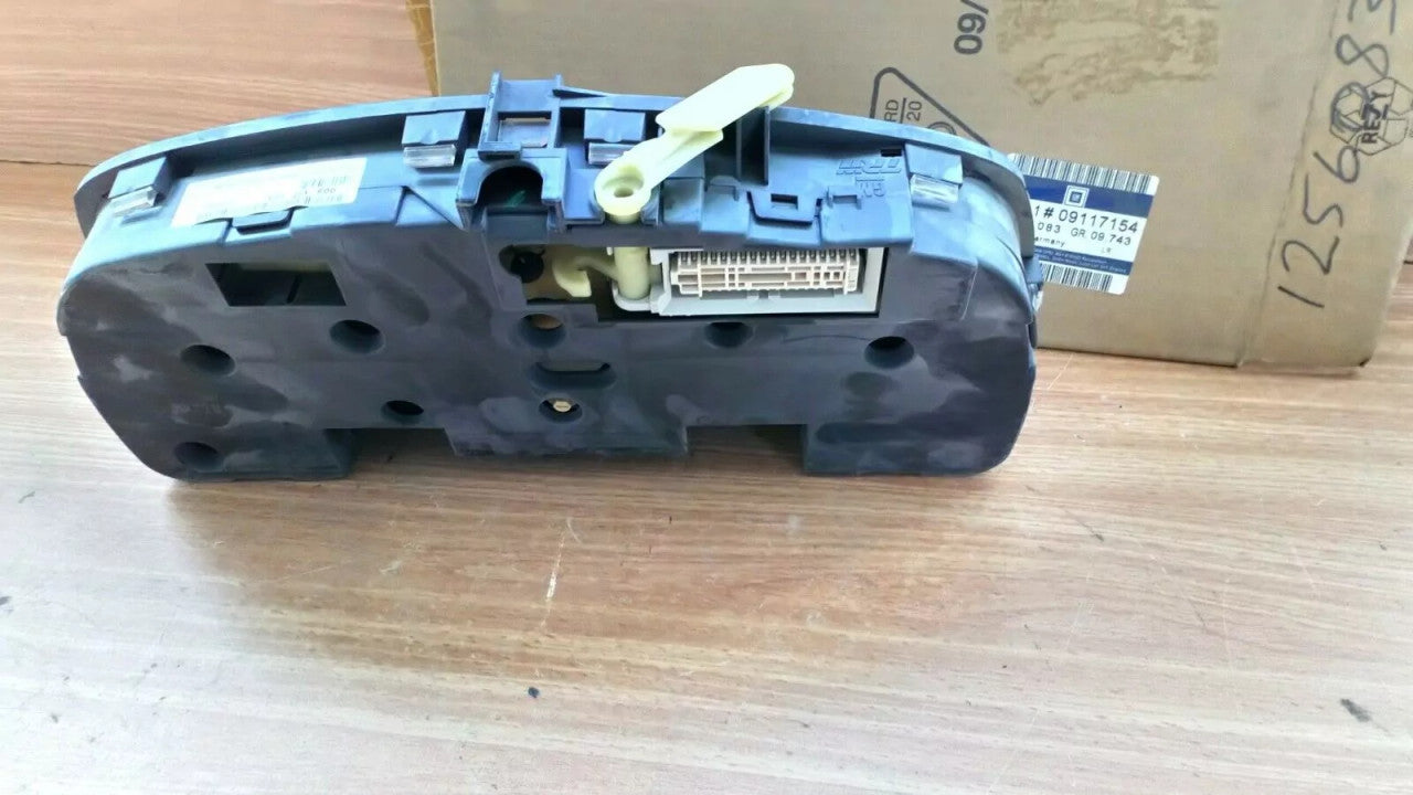 Instrument Cluster KMH fits Opel Vauxhall Astra G 9117154 Genuine View Left