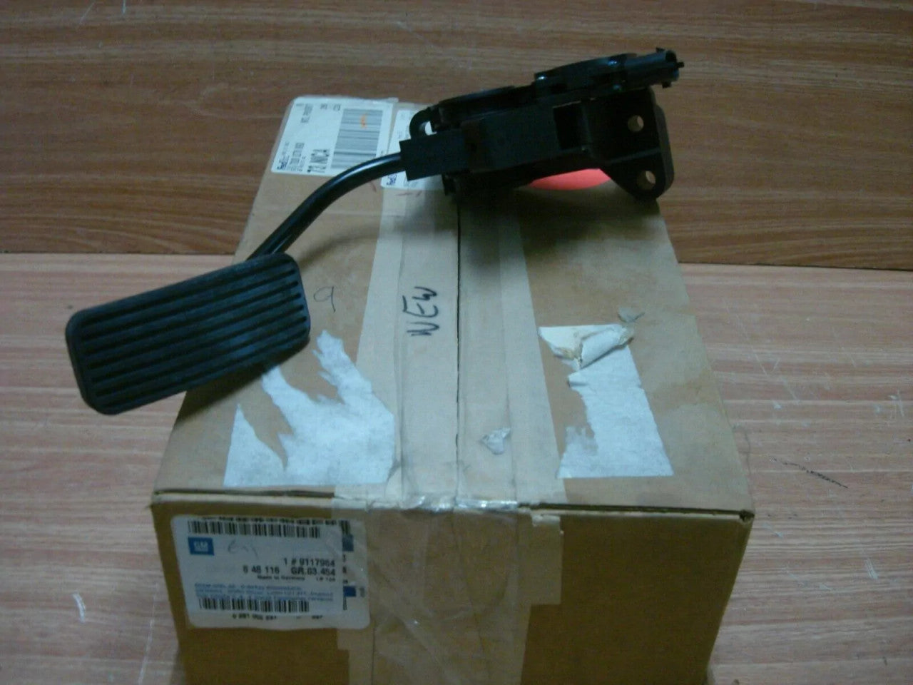 Accelerator Pedal fits Opel Vauxhall Astra G Diesel 9117964 Genuine View Front