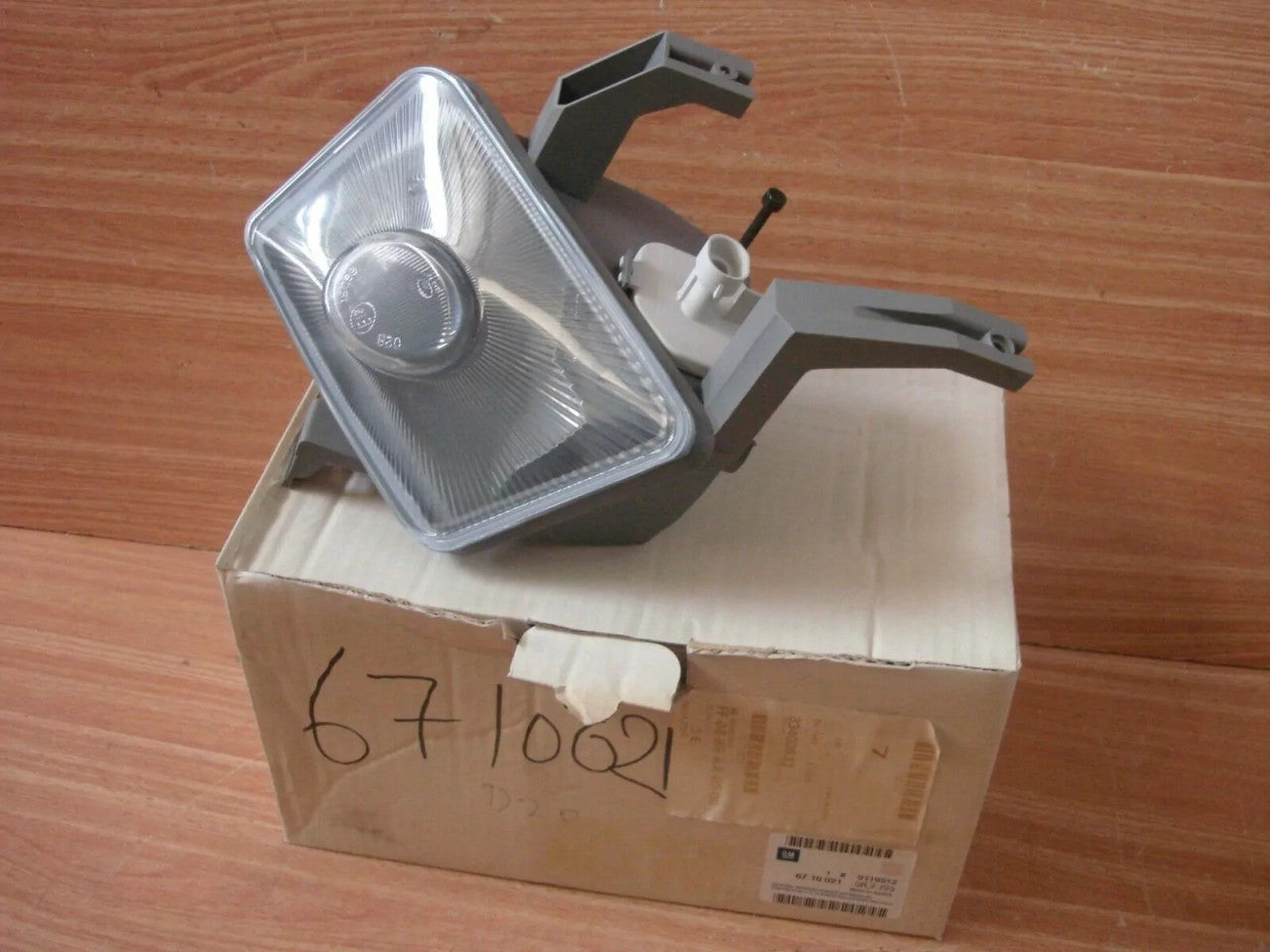 Fog Light Front Right fits Opel Vauxhall Vectra B 9119512 Genuine View Front
