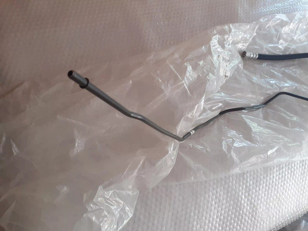 Fuel Pipe Front LHD fits Opel Vauxhall Astra G H Zafira A 9127446 Genuine View Left