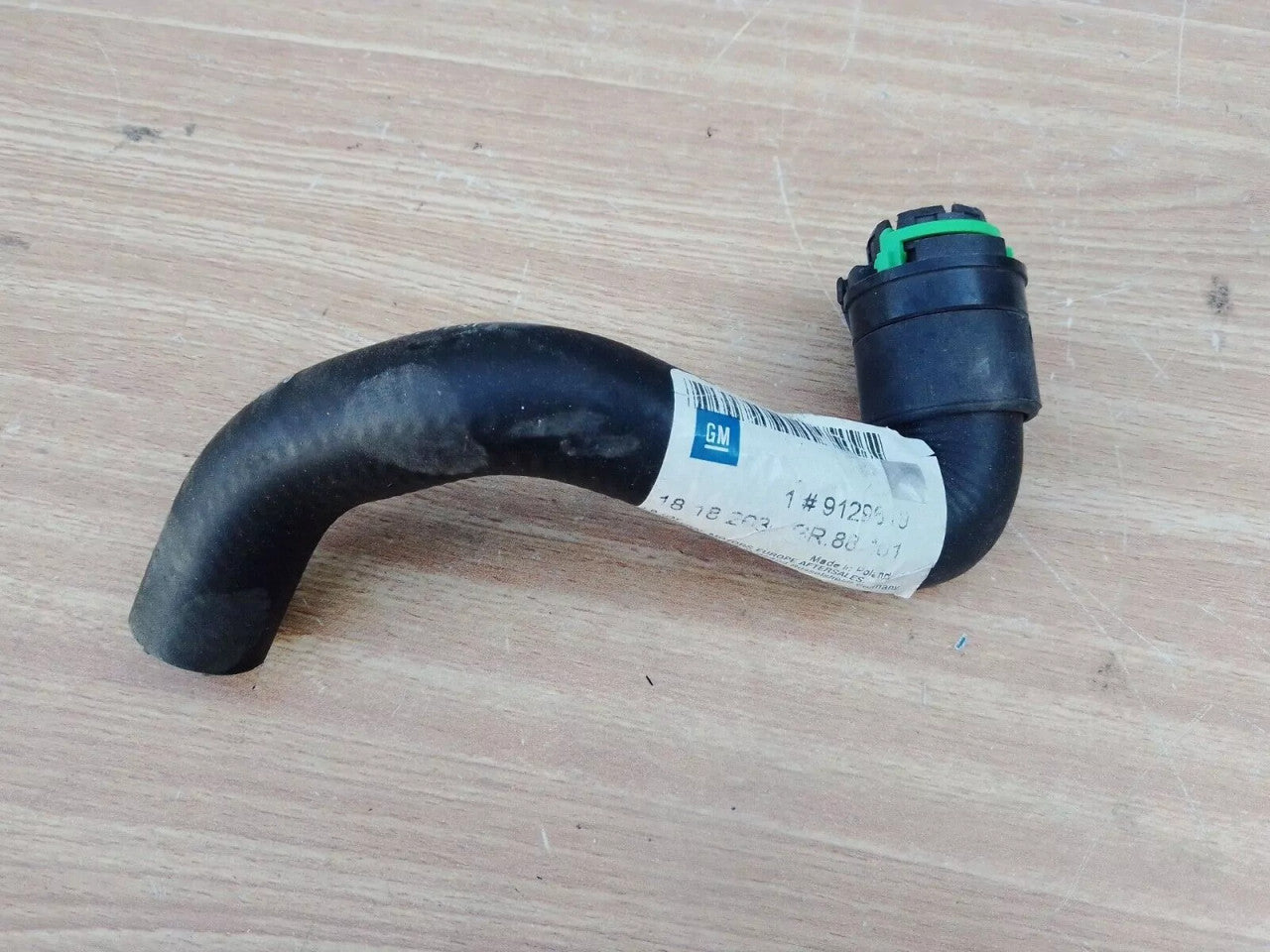 Hose Heater Valve Inlet fits Opel Vauxhall Vectra B X25XE Y26SE 9129619 Genuine View Front