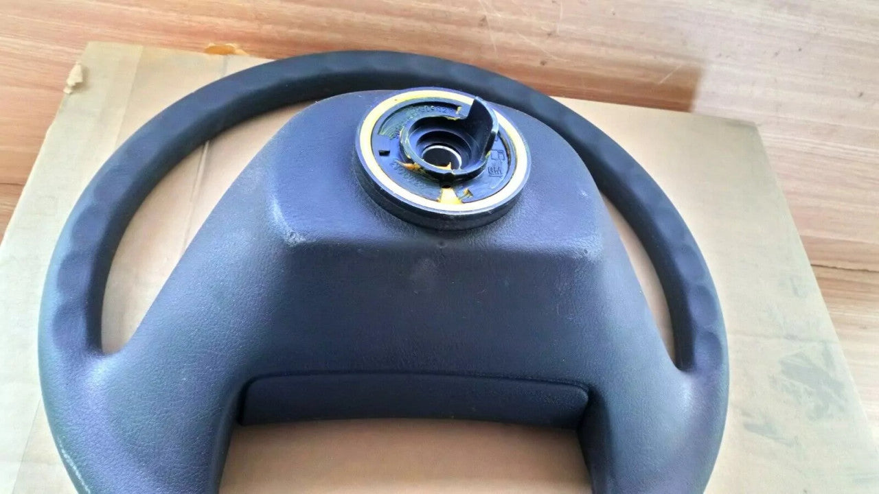 Steering Wheel 2 Spokes fits Opel Vauxhall Astra F 90429940 Genuine 913014 View Right