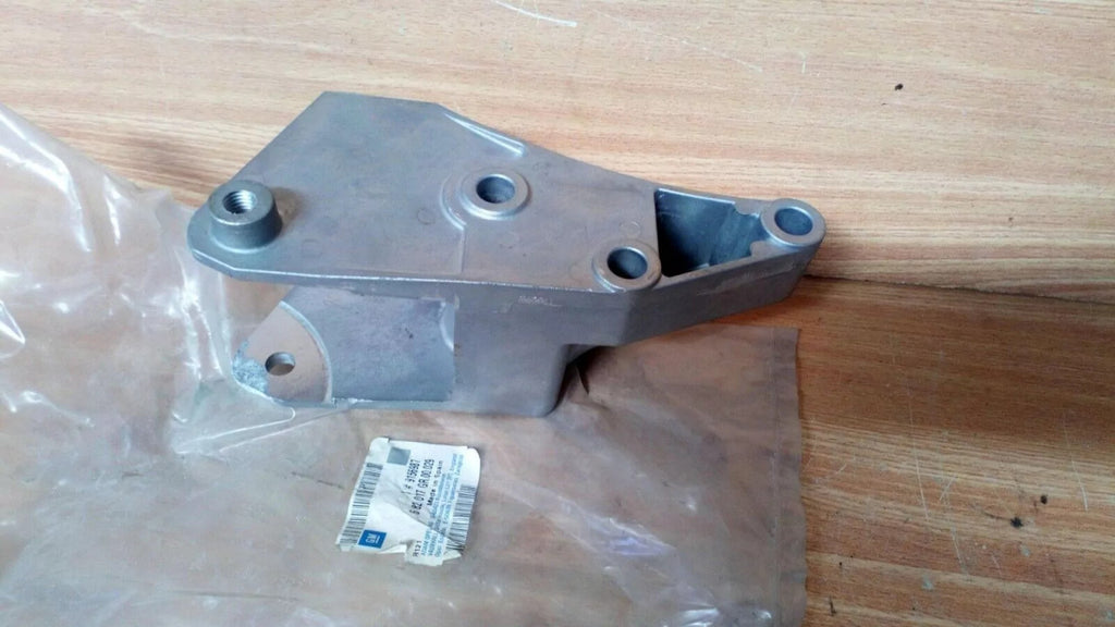 Engine Mount Bracket Rear fits Opel Vauxhall Vectra C Signum 9156987 Genuine View Rear