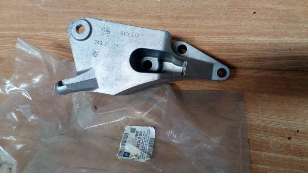 Engine Mount Bracket Rear fits Opel Vauxhall Vectra C Signum 9156987 Genuine View Left