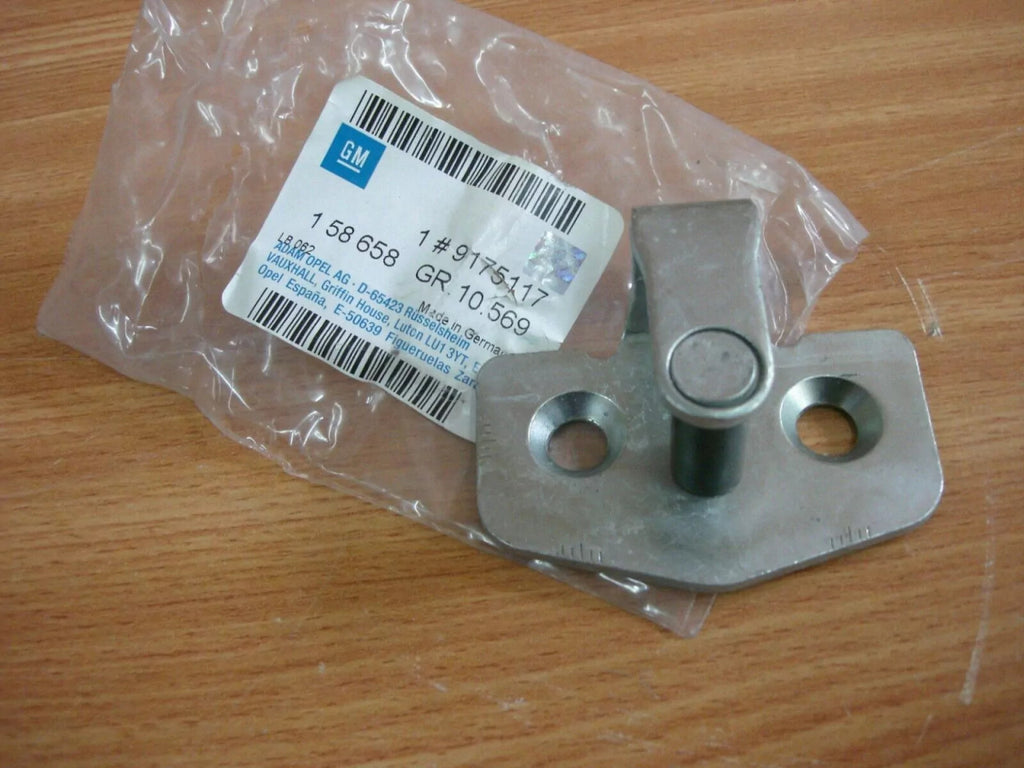 Door Lock Striker Catch Hook Front Left Right fits Opel Vauxhall Vectra B 9175117 View Rear