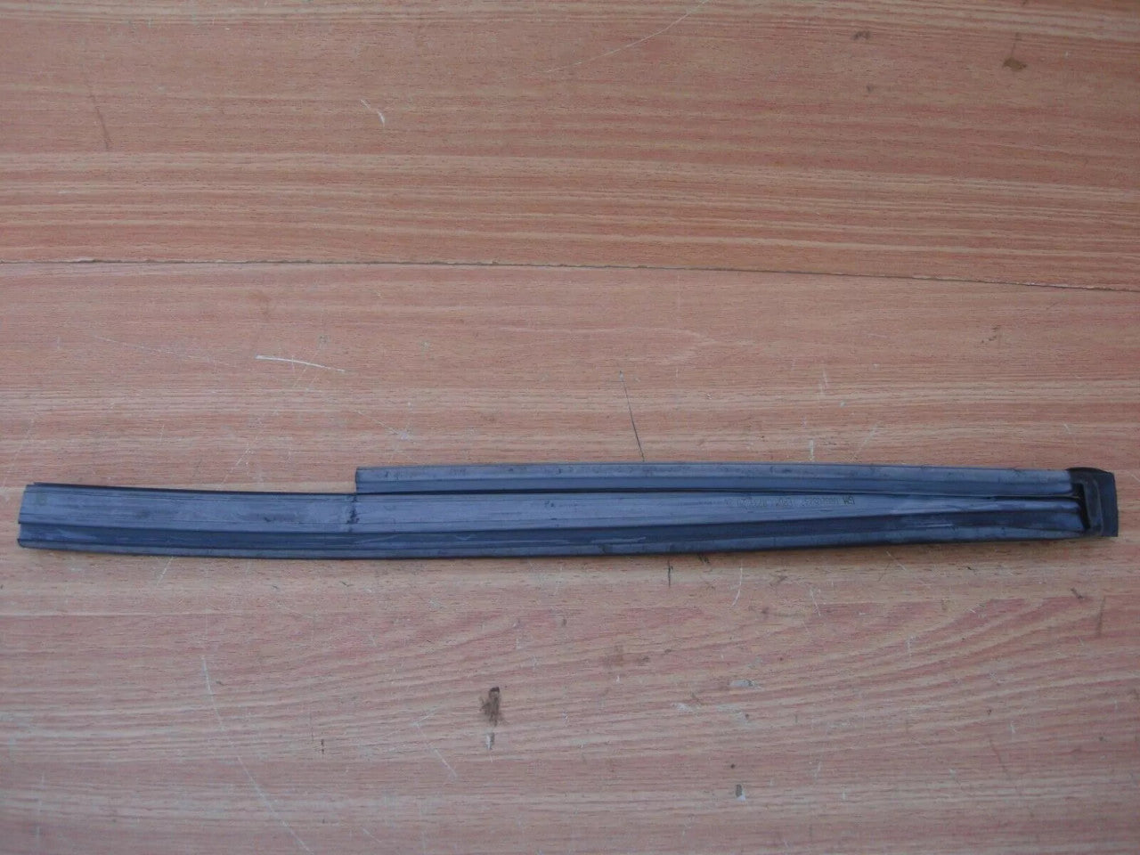 Window Channel Seal Rear Right fits Opel Vauxhall Vectra C 9179048 Genuine View Front
