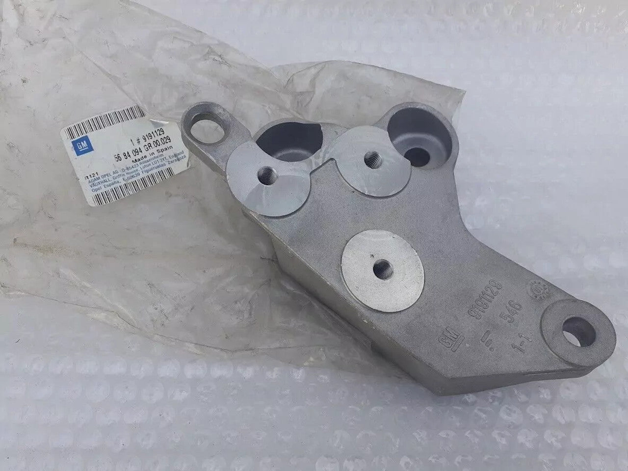 Engine Mount Bracket Front Left fits Opel Vauxhall Vectra C Signum Genuine 9191129 View Rear