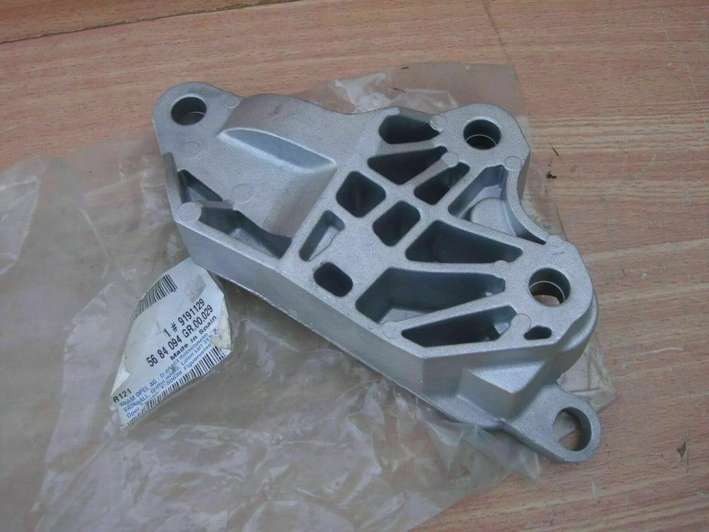 Engine Mount Bracket Front Left fits Opel Vauxhall Vectra C Signum Genuine 9191129 View Right