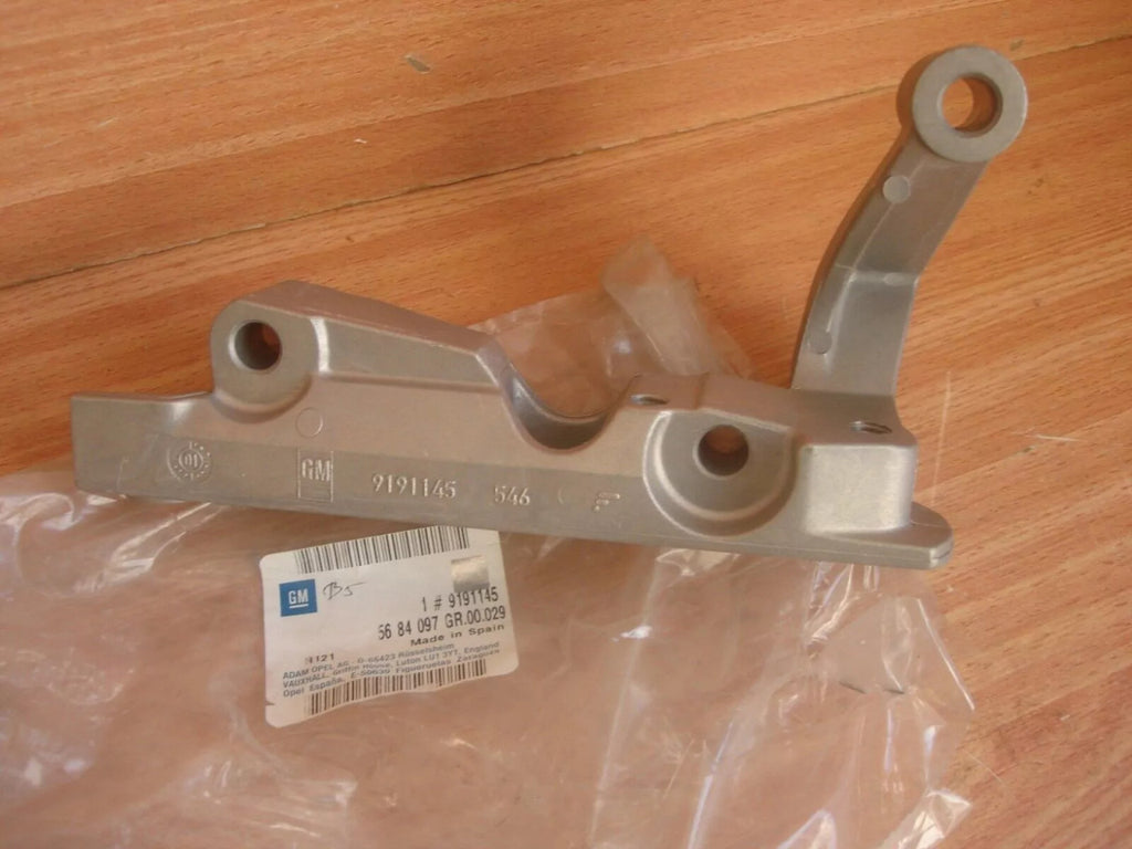 Engine Mount Bracket Front Right fits Opel Vauxhall Vectra C Signum 9191145 View Front