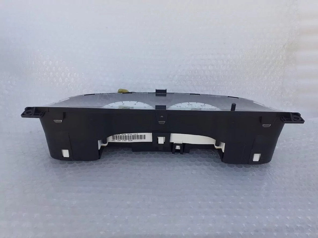 Instrument Cluster White Gauges fits Opel Vauxhall Astra G 9193365 Genuine View Left