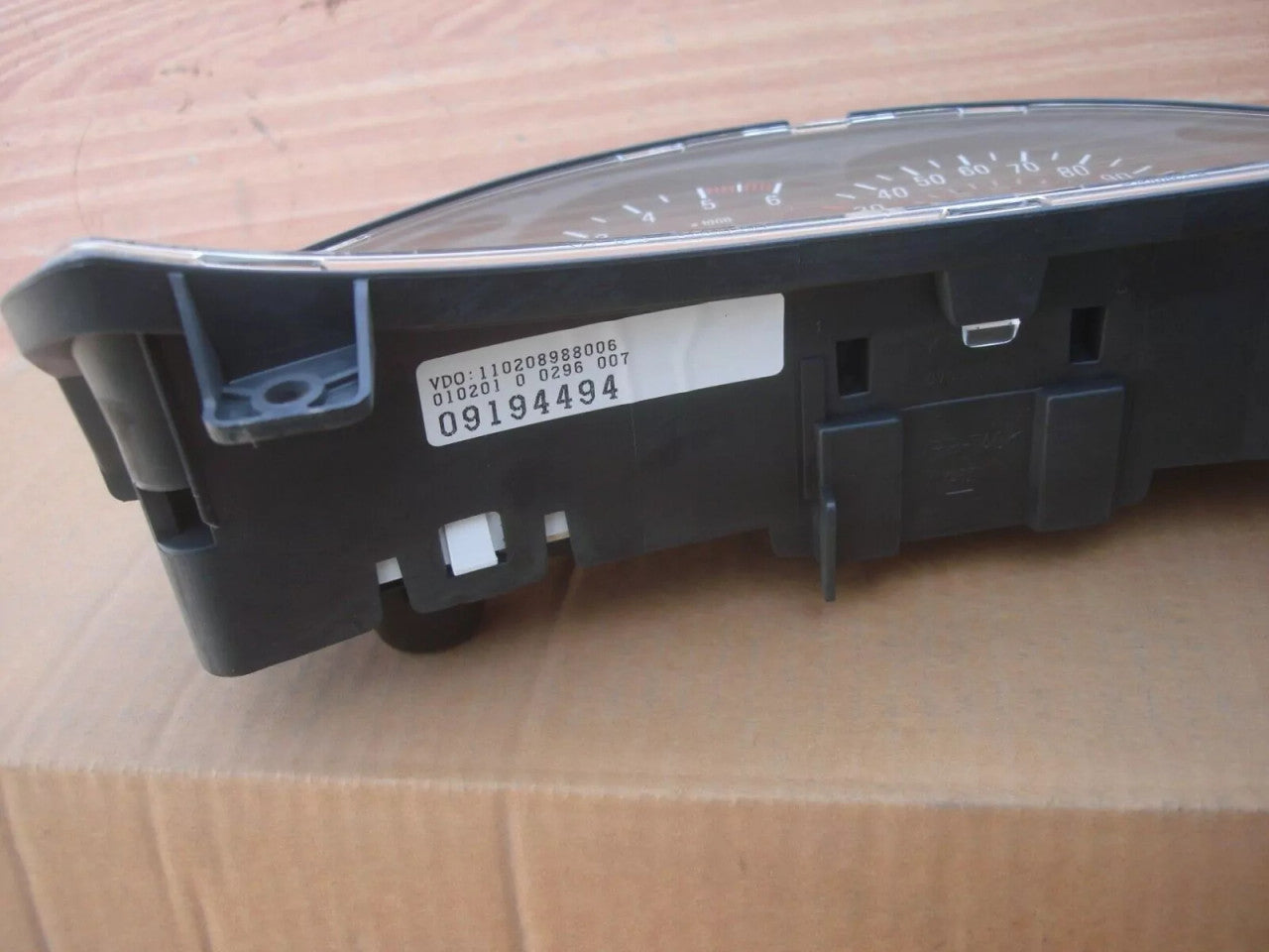 Instrument Cluster fits Opel Vauxhall Corsa C Diesel 9194494 Genuine View Right