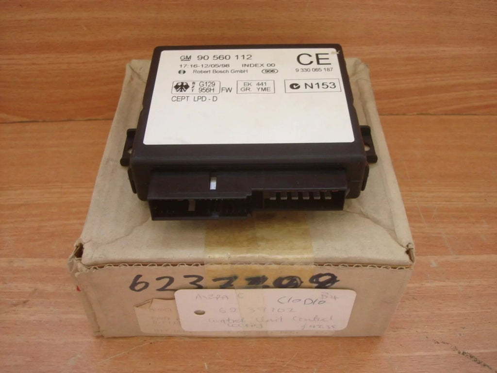 ECU Central Locking Control Module fits Opel Vauxhall Astra G Zafira A Genuine 9195060 View Right