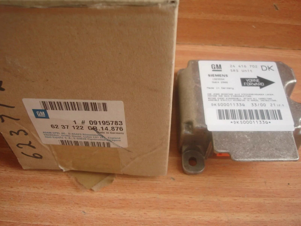 Control Module fits Opel Vauxhall Vectra B 9195783 Genuine View Front