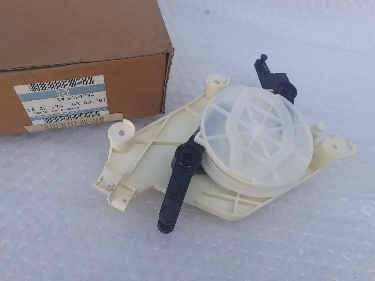 Heater Ventilator Controller fits Opel Vauxhall Astra G 9199734 Genuine View Front