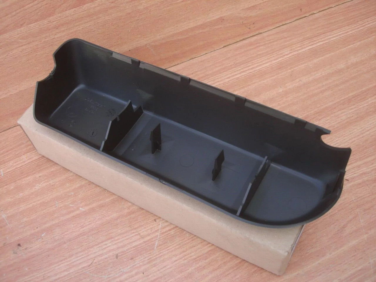 Additional Brake Lamp Cover Right fits Opel Vauxhall Corsa C 9199784 Genuine View Rear