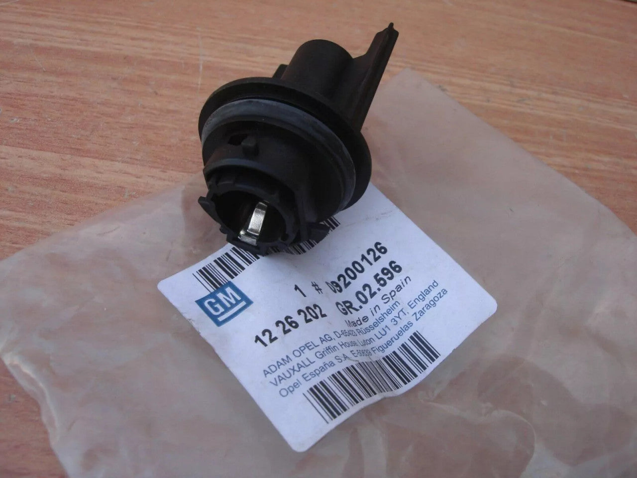 Fog Light Socket Bulb Rear fits Opel Vauxhall Meriva A Corsa C 9200126 Genuine View Front