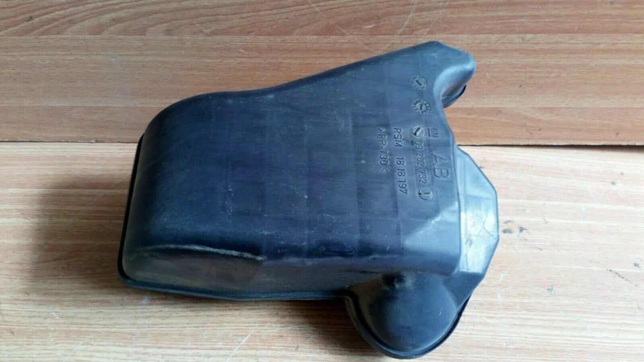 Air Filter Resonator fits Opel Vauxhall Vectra B 9202614 Genuine View Rear