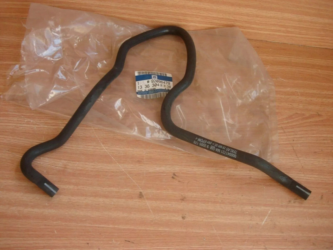 Hose Thermostat to Header Tank fits Opel Vauxhall Zafira A 92096479 Genuine View Front