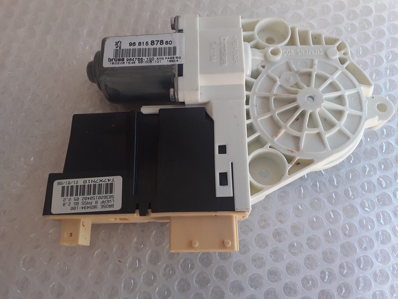 Window Motor Front Left fits Peugeot 307 9221CJ 9681587880 Genuine View Rear