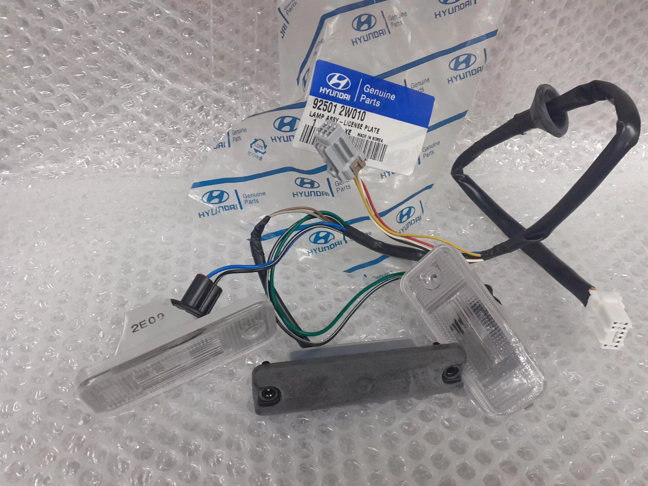 925012W010 View Rear