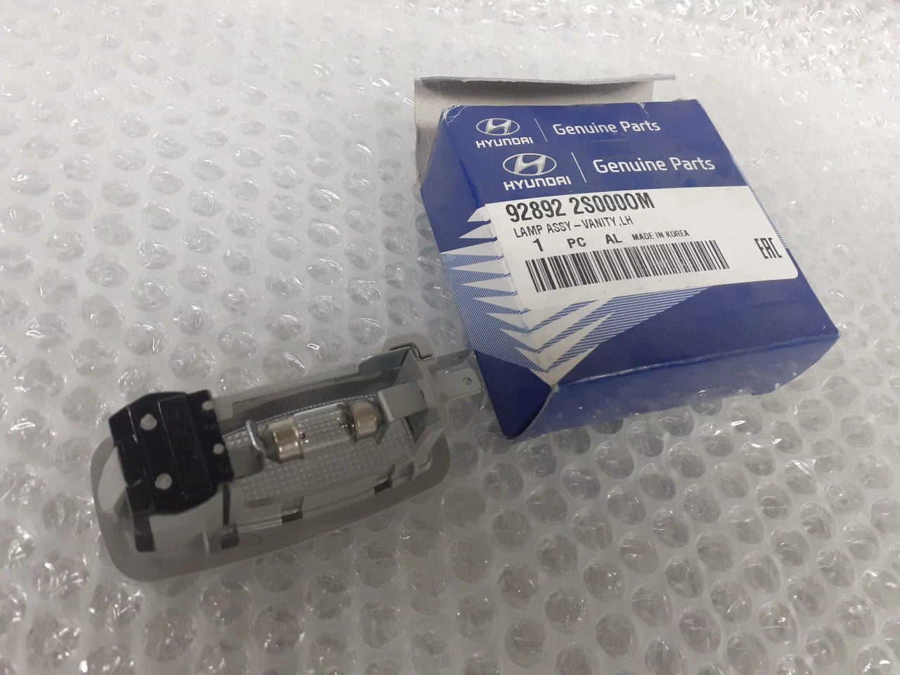 928922S000OM View Rear