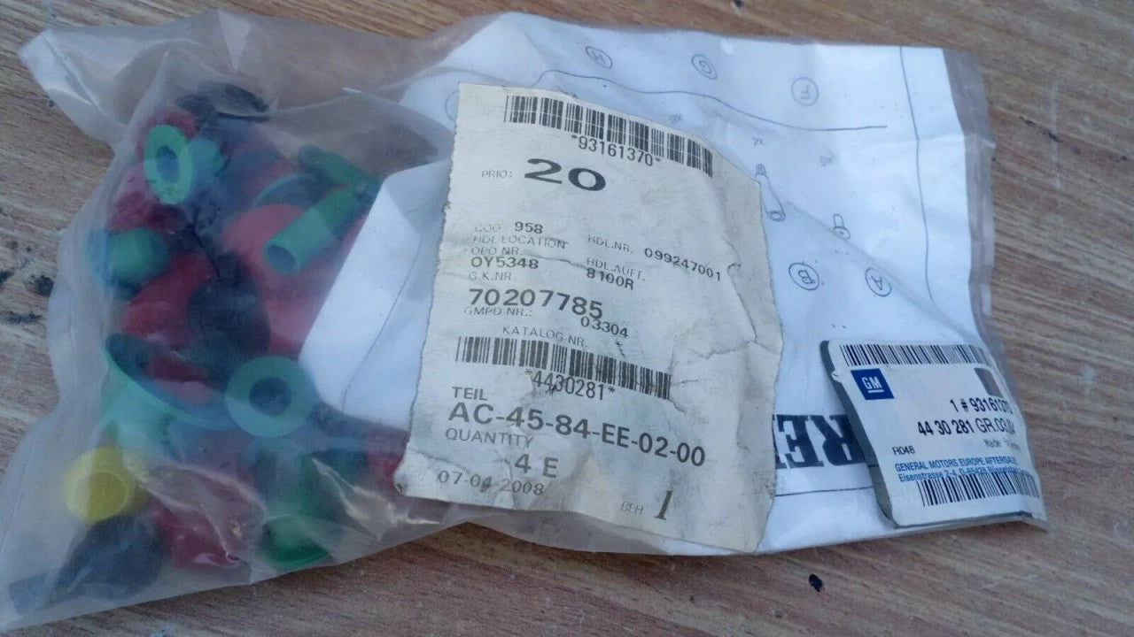 Fuel System Plugs & Caps Kit fits Opel Vauxhall Renault 93161370 Genuine View Front