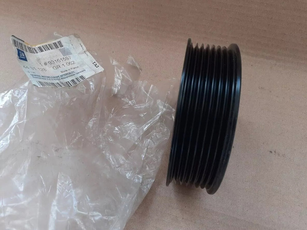 Water Pump Pulley fits Opel Vauxhall Movano B Vivaro A Renault Trafic Master 93161597 View Right