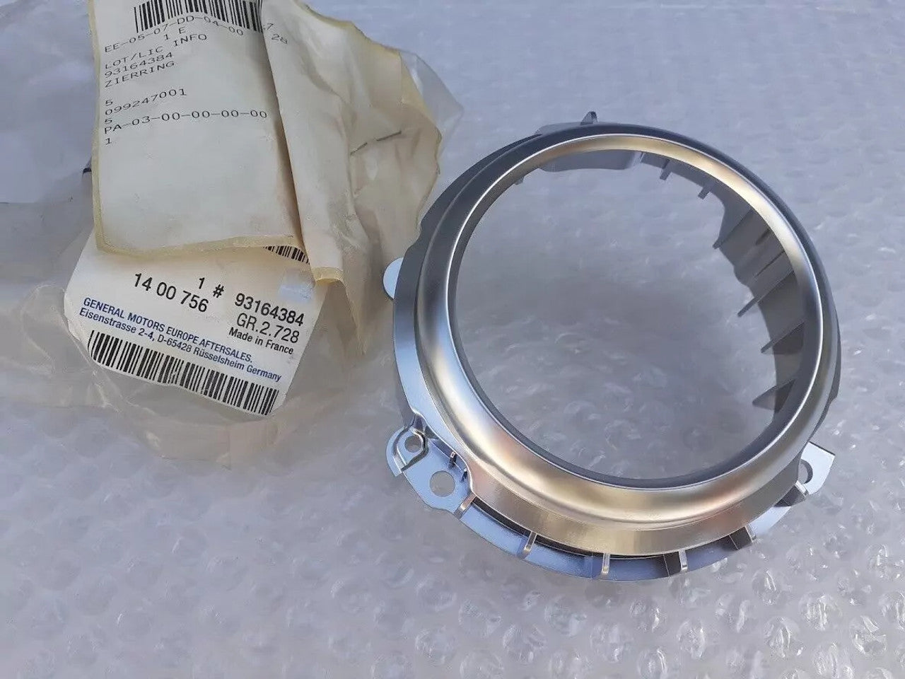 Front Fog Light Bezel fits Opel Vauxhall Tigra B 93164384 Genuine View Front