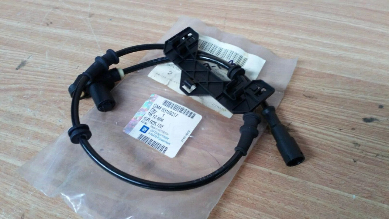 ABS Speed Sensor Front fits Opel Vauxhall Vectra B 93169317 Genuine View Front