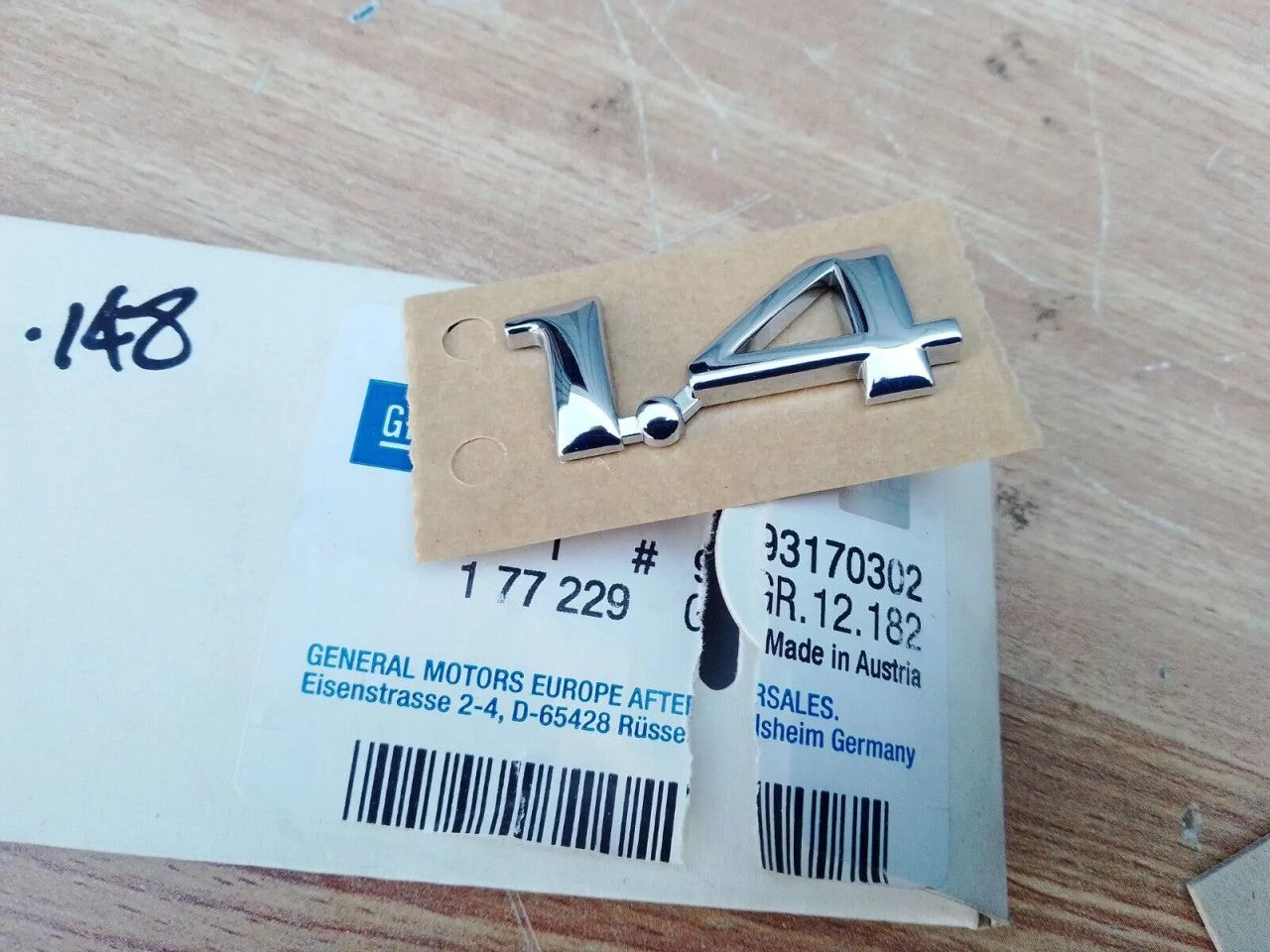 Emblem 1.4 fits Opel Vauxhall Astra G 93170302 Genuine View Front