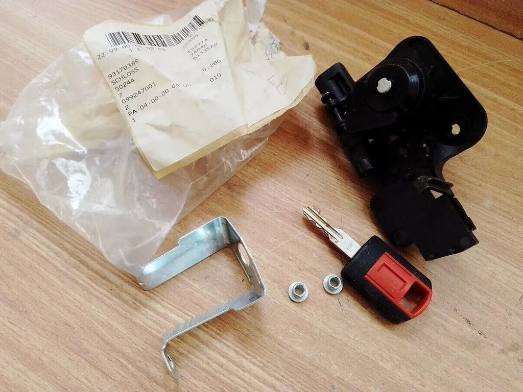 Trunk Lock Boot fits Opel Vauxhall Corsa C Meriva A 93170369 Genuine View Rear