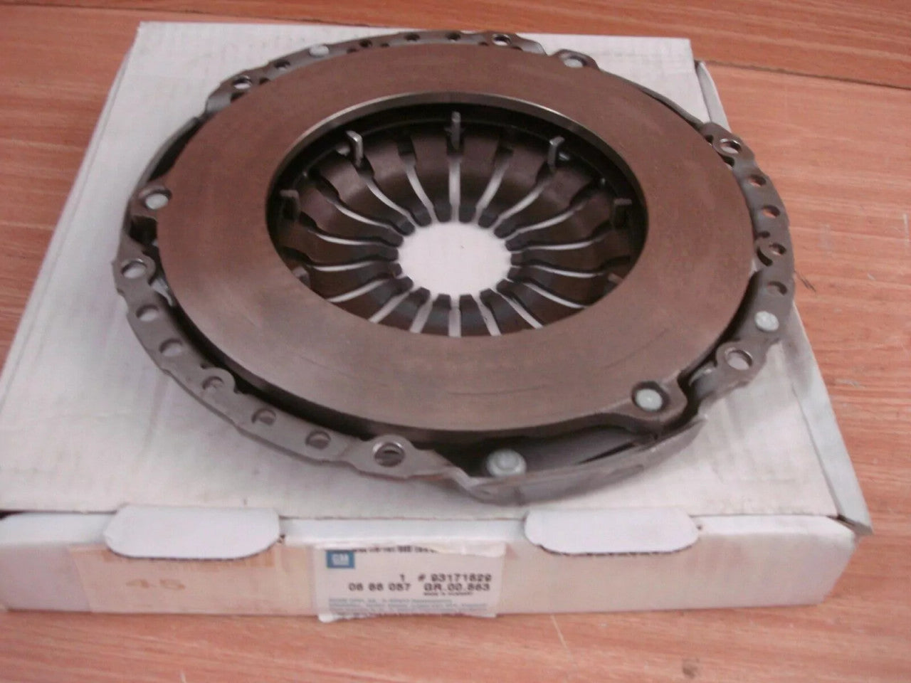 Pressure Plate fits Opel Vauxhall Astra G Signum Vectra C Diesel Genuine 93171629 View Rear