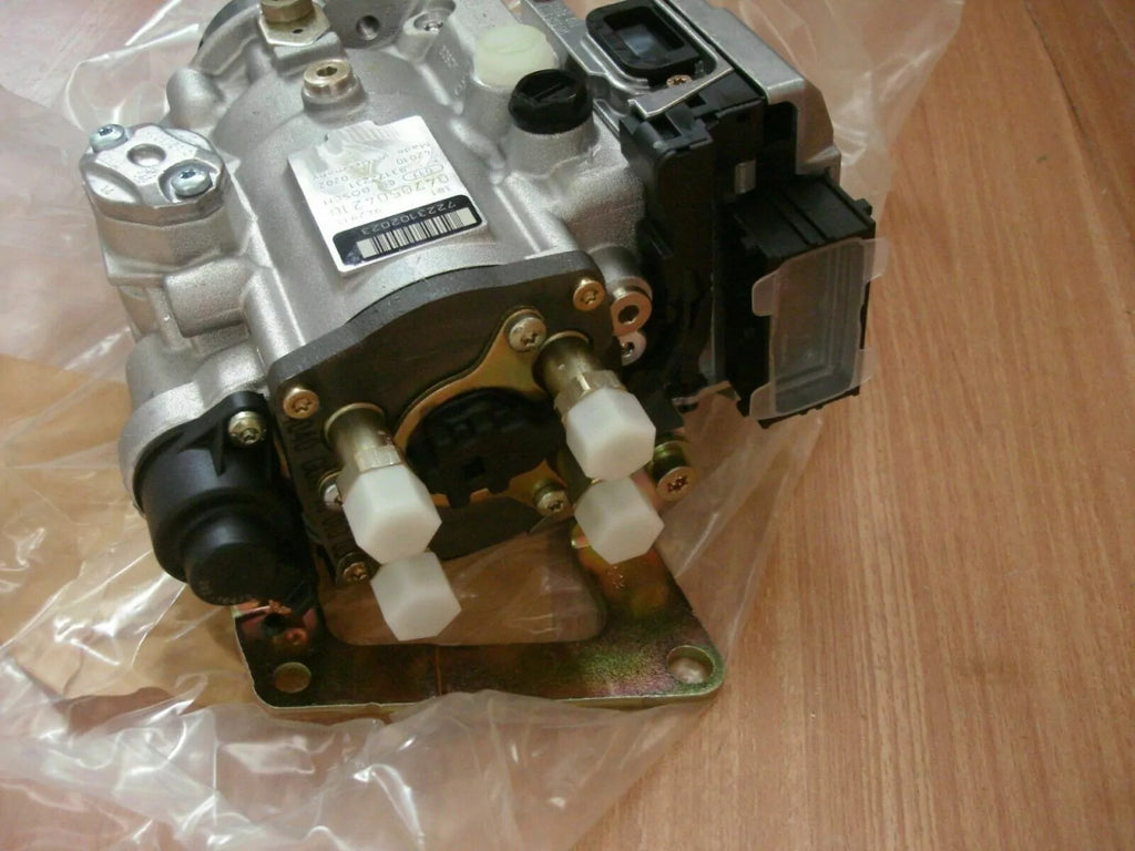 Fuel Pump fits Opel Vauxhall Vectra C Y20DTH 93172234 Genuine View Close Up Rear