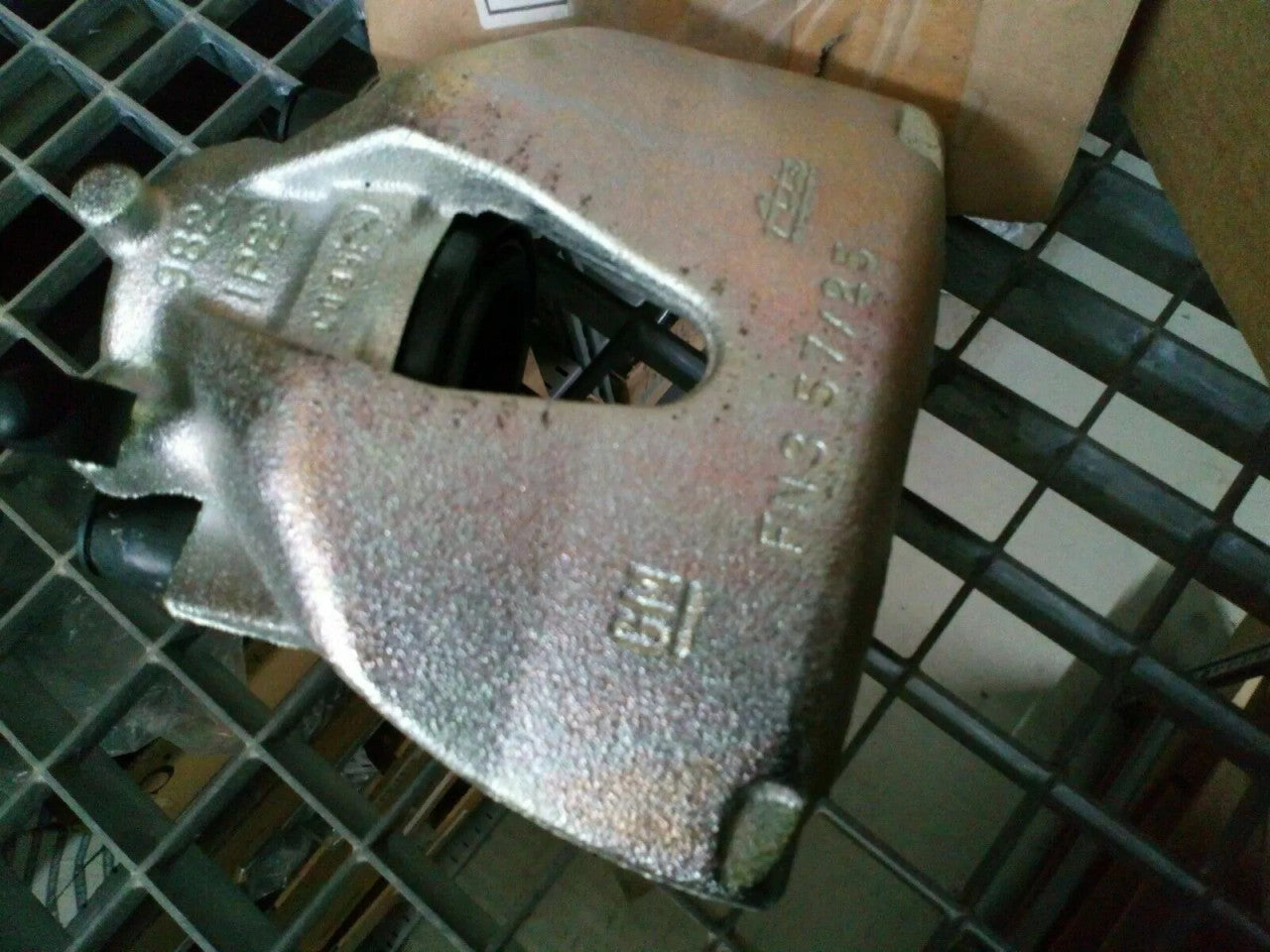 Caliper Front Right fits Opel Vauxhall Astra G Zafira A 93173732 Genuine View Rear