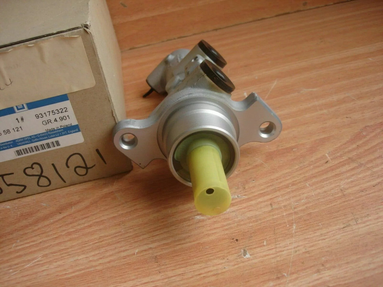 Brake Master Cylinder fits Opel Vauxhall Meriva A 93175322 Genuine View Right