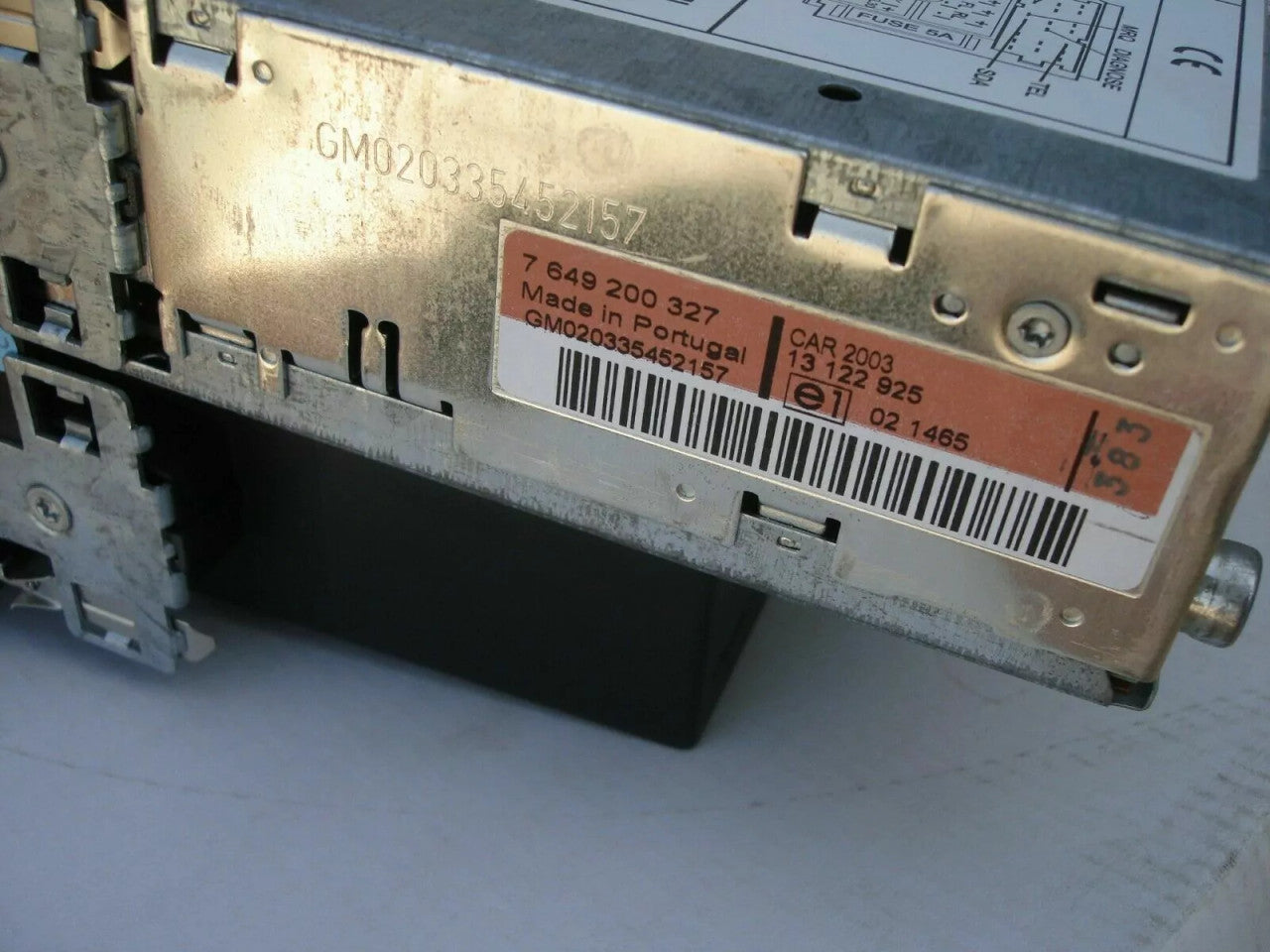 Radio & Cassette Player fits Opel Vauxhall Meriva A Corsa C 93176740 Genuine View Right
