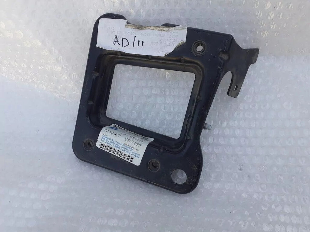 Strike Plate Left fits Opel Vauxhall Astra H Zafira B Saturn Astra 93180522 View Left