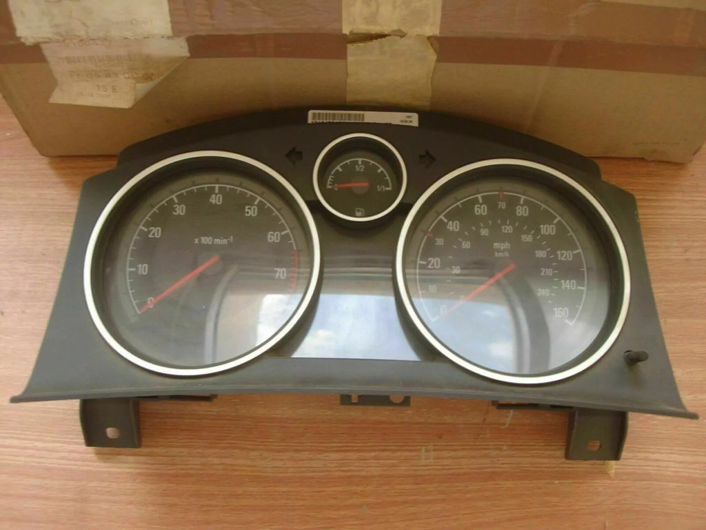 Instrument Cluster 160 MPH 8000 RPM fits Opel Vauxhall Astra H 93181606 Genuine View Front