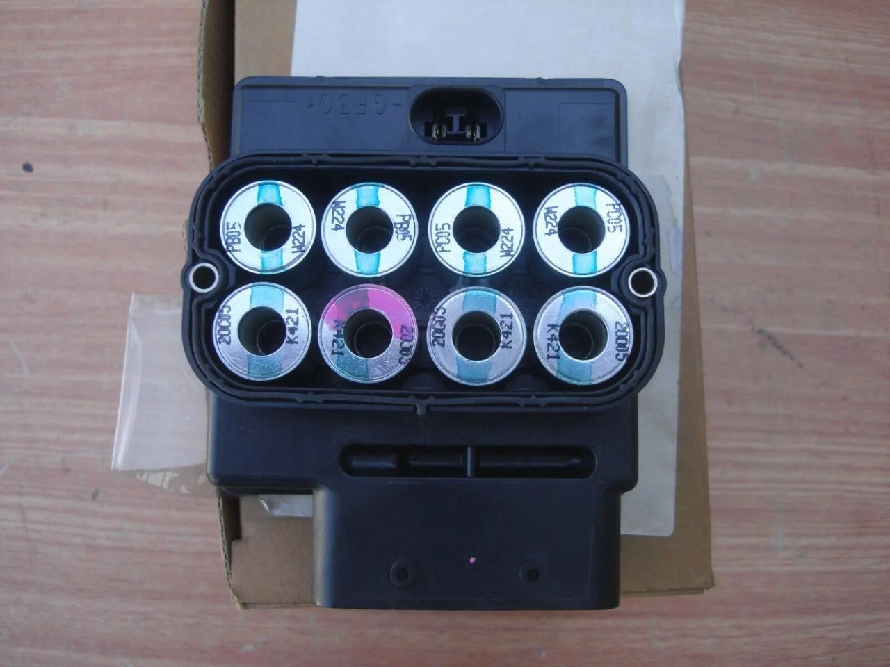 ABS Control Module fits Opel Vauxhall Vectra C Signum 93182798 Genuine View Right