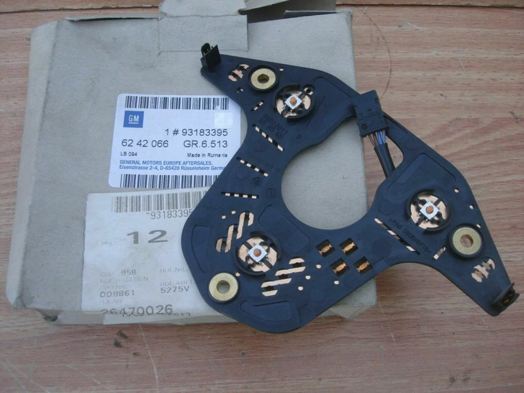 Steering Wheel Horn Contact Plate fits Opel Vauxhall Vectra C Signum Genuine 93183395 View Front