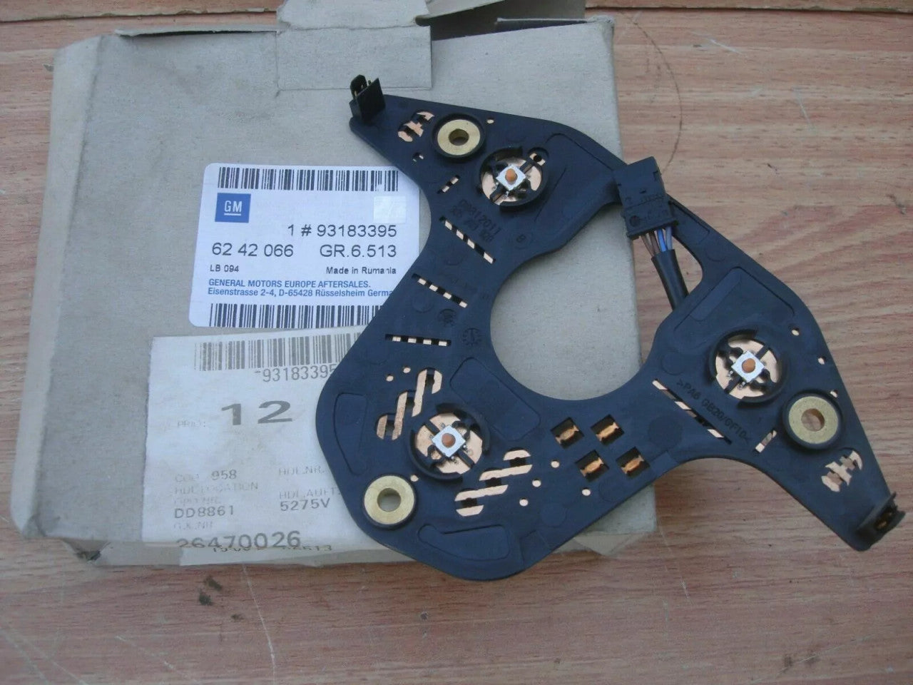 Steering Wheel Horn Contact Plate fits Opel Vauxhall Vectra C Signum Genuine 93183395 View Front