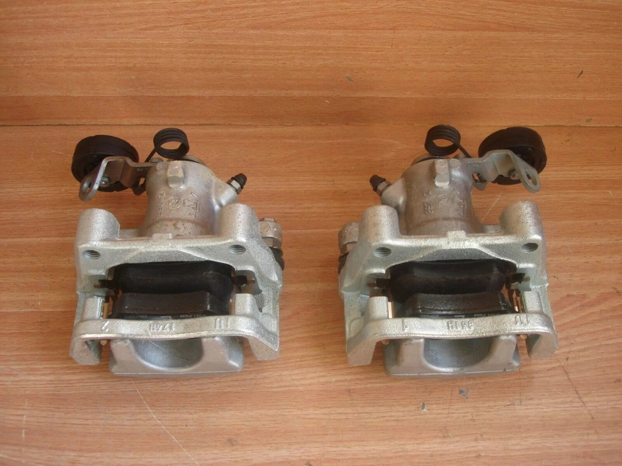 Brake Caliper Set Rear ABS fits Opel Vauxhall Astra G 93184692 Genuine View Rear