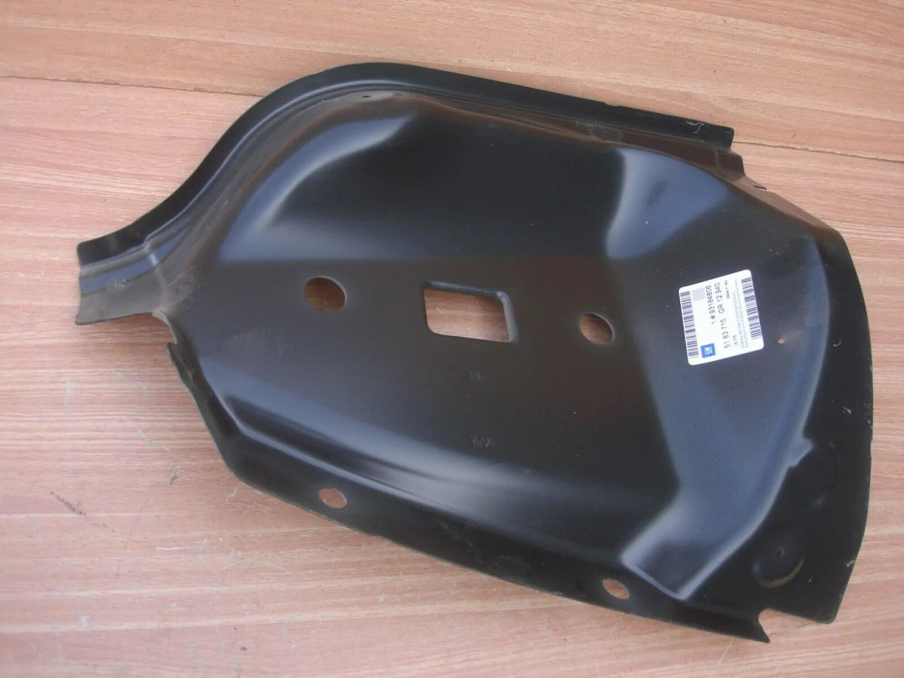 Plate Rear Tail Light Left fits Opel Vauxhall Zafira B 93184806 Genuine View Front