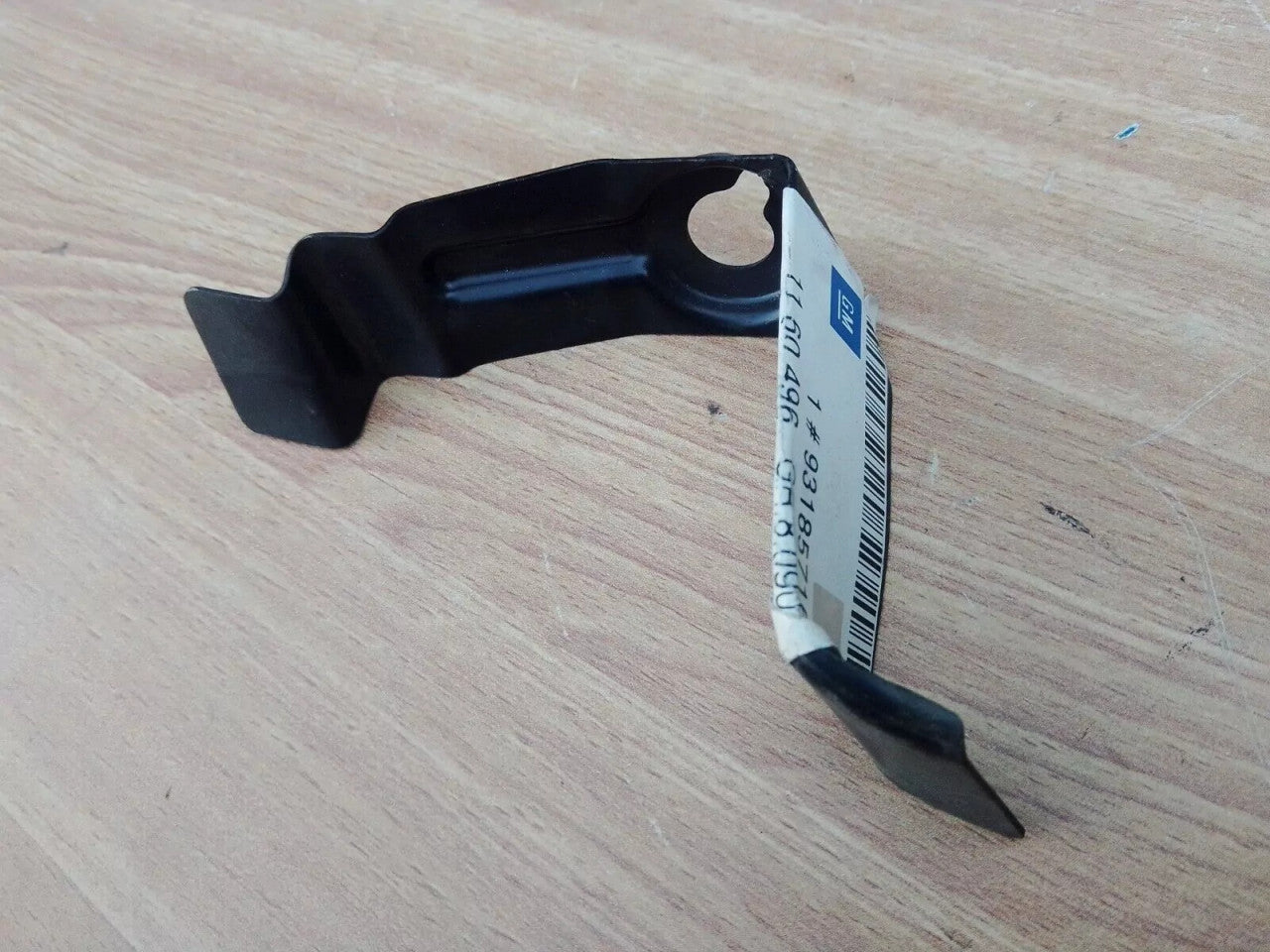 Bumper Bracket Bonnet Rubber Front Right fits Opel Vauxhall Zafira B 93185716 View Front