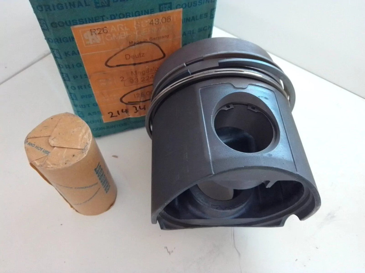 Piston (without rings) fits Deutz Tam F4 F5 F6 F8 F10 F12 125mm STD 93224600 View Rear