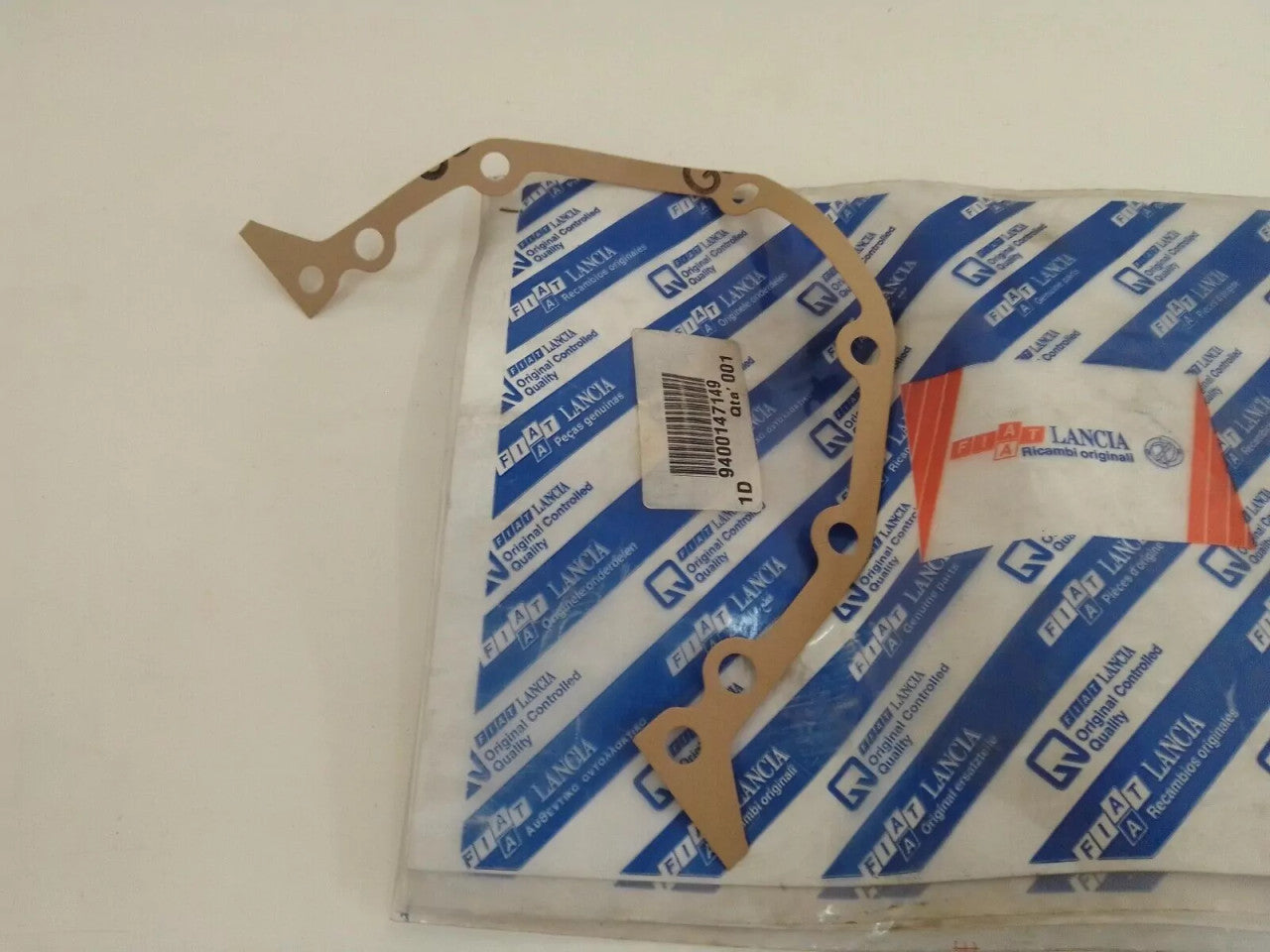 Rear Crankshaft Plate Gasket fits Fiat Ducato Scudo 9400147149 Genuine View Front